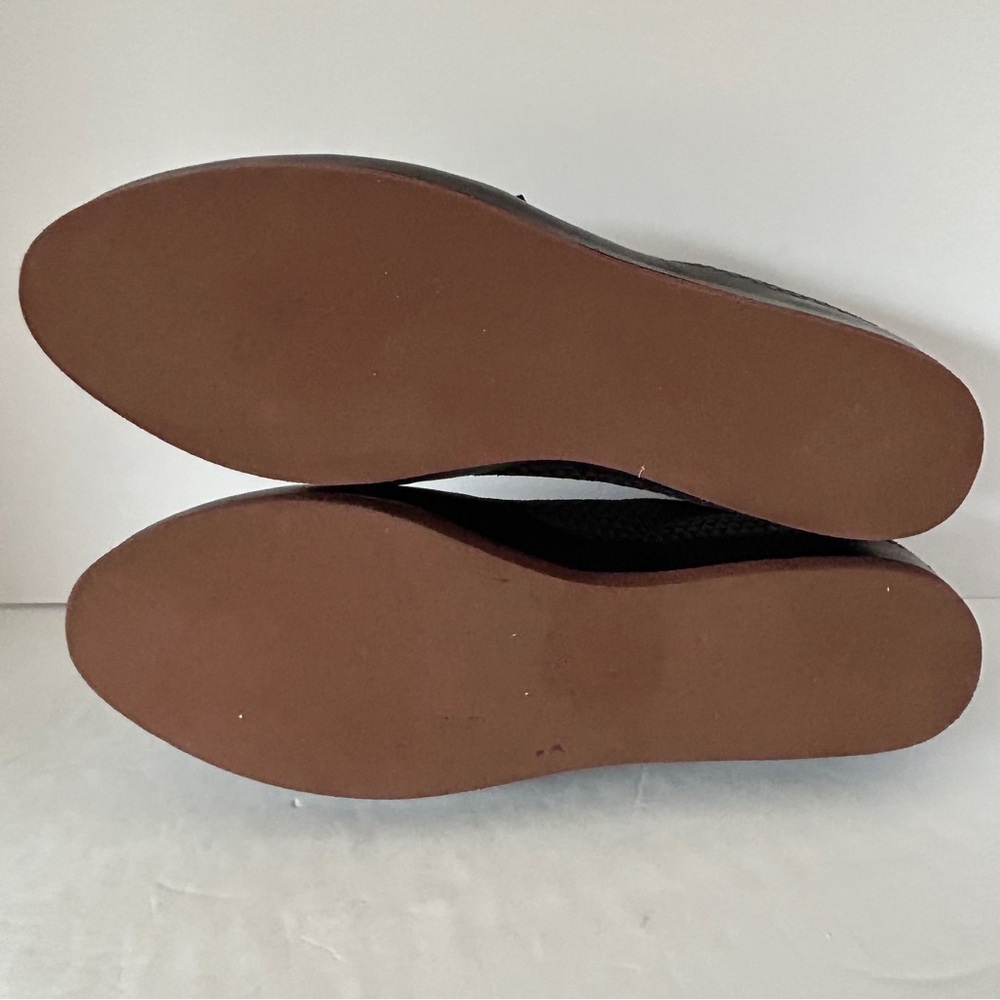 Shoe - Picture 9 of 10